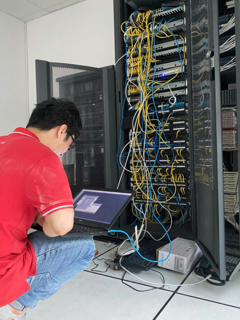 Dịch vụ hỗ trợ kỹ thuật 247 dành cho khách thuê server