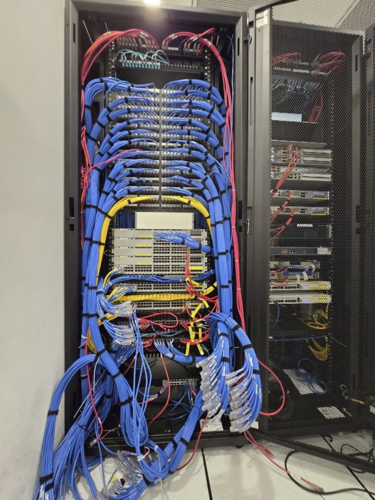 Thuê server đặt tại văn phòng – Giải pháp tối ưu cho dự án nội bộ